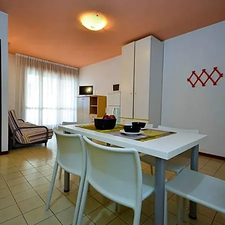 Adorable Seaside Flat Surrounded By A Garden Otel Bibione